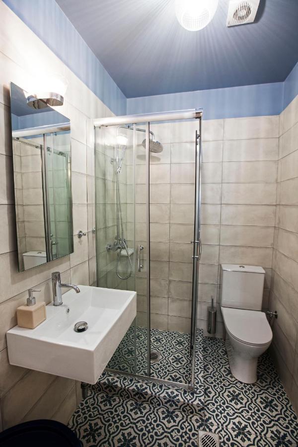 Bentzi Boutique Apartment 4 أثينا المظهر الخارجي الصورة